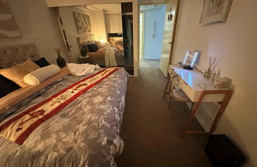 Casa Blanca Haymarket, Self Check In, Great Location, Pool Spa-1
